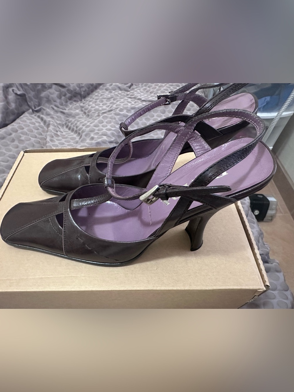 Vintage Prada Brown Leather T-Strap Heels Sz 40 fits like 9 - Picture 6 of 6